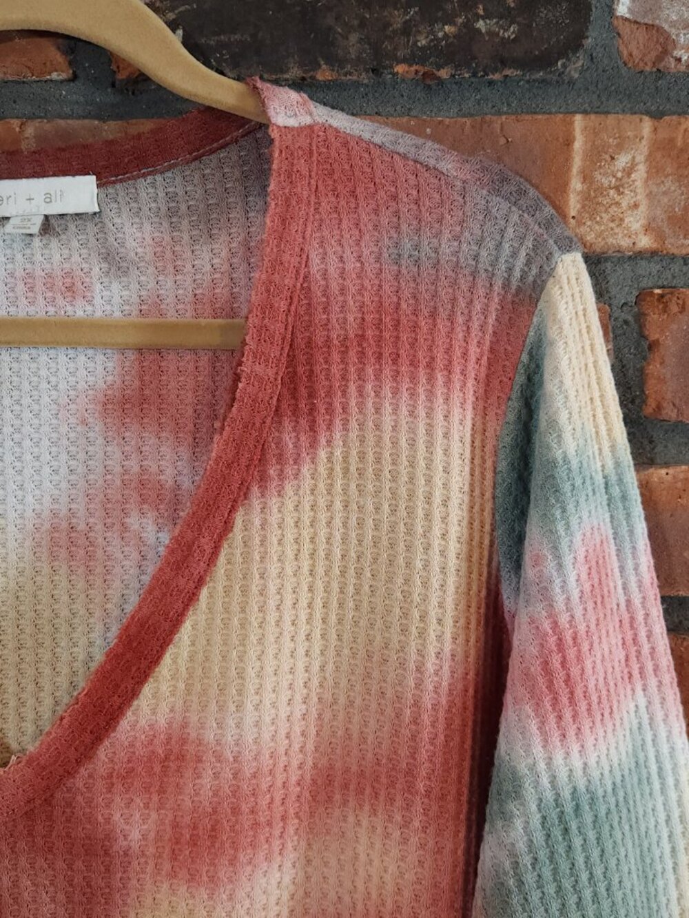 Eri + Ali Anthropologie Tallie Tie Dye Waffle Knit V-neck Peplum Top Women's 2X - Picture 4 of 7